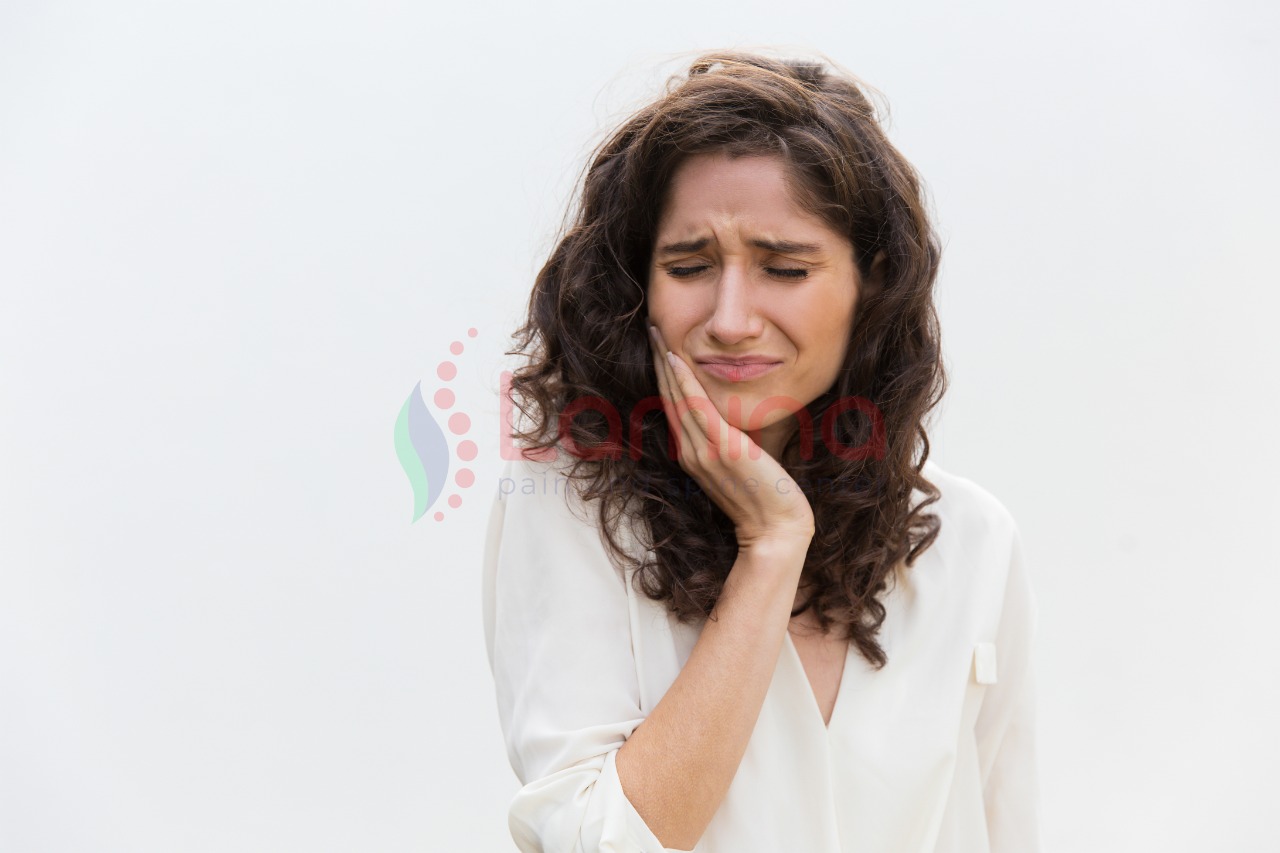 Trigeminal Neuralgia Penyebab Nyeri Wajah Sebelah: Gejala, dan Pengobatannya